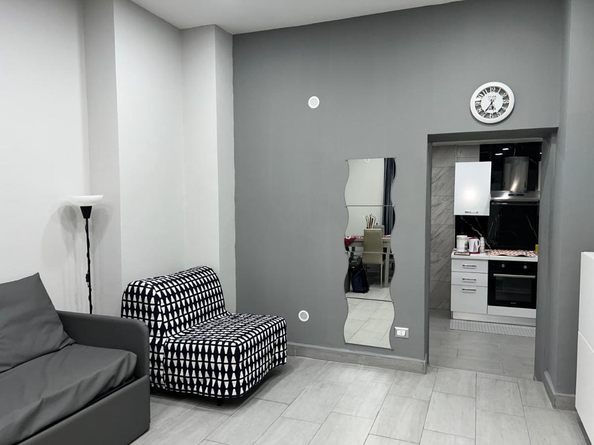Lad 75 Apartment เนเปิลส์ ภายนอก รูปภาพ