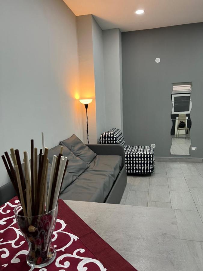 Lad 75 Apartment เนเปิลส์ ภายนอก รูปภาพ