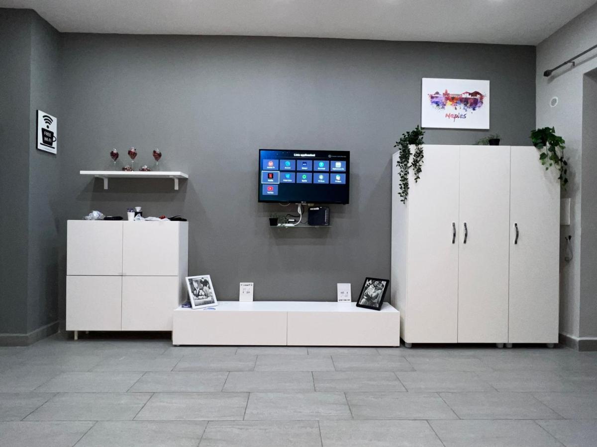 Lad 75 Apartment เนเปิลส์ ภายนอก รูปภาพ