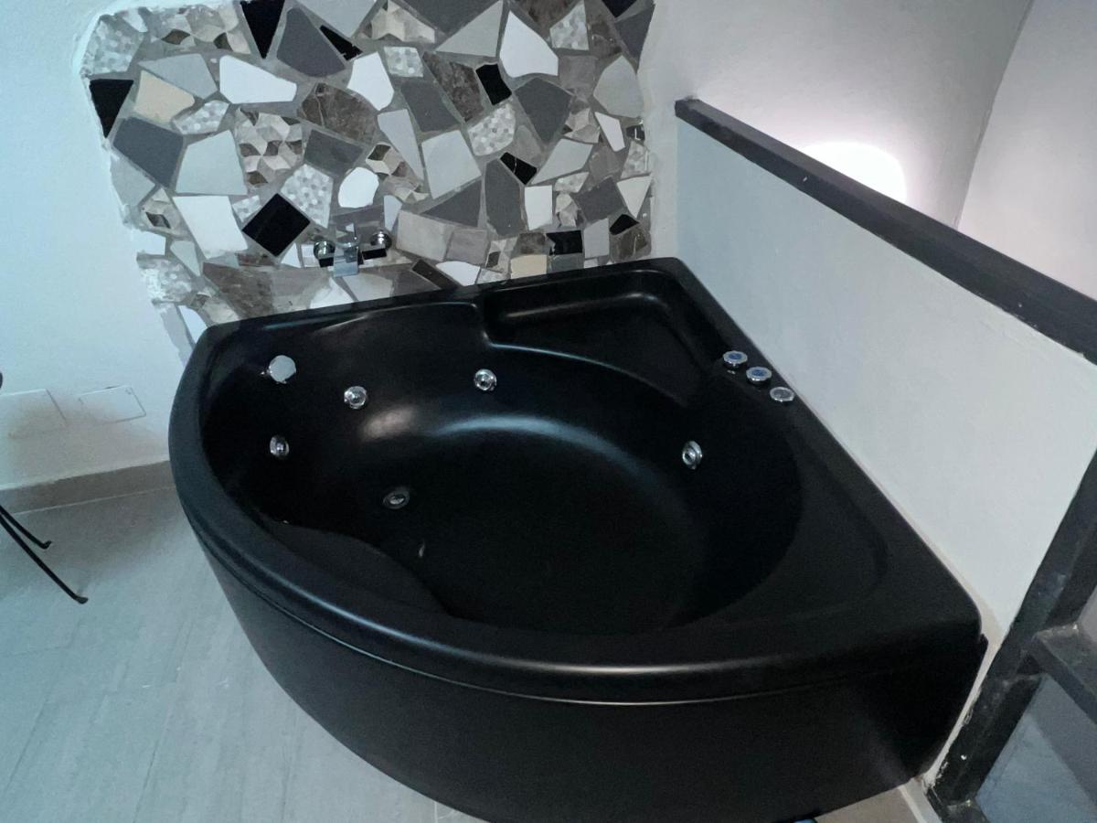 Lad 75 Apartment เนเปิลส์ ภายนอก รูปภาพ